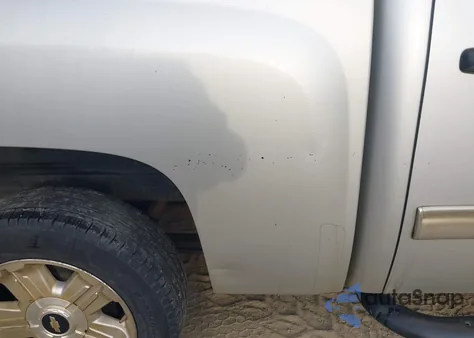 2011 Chevrolet Silverado 1500 Lt z USA, uszkodzony, nr VIN 3GCPKSE30BG168419